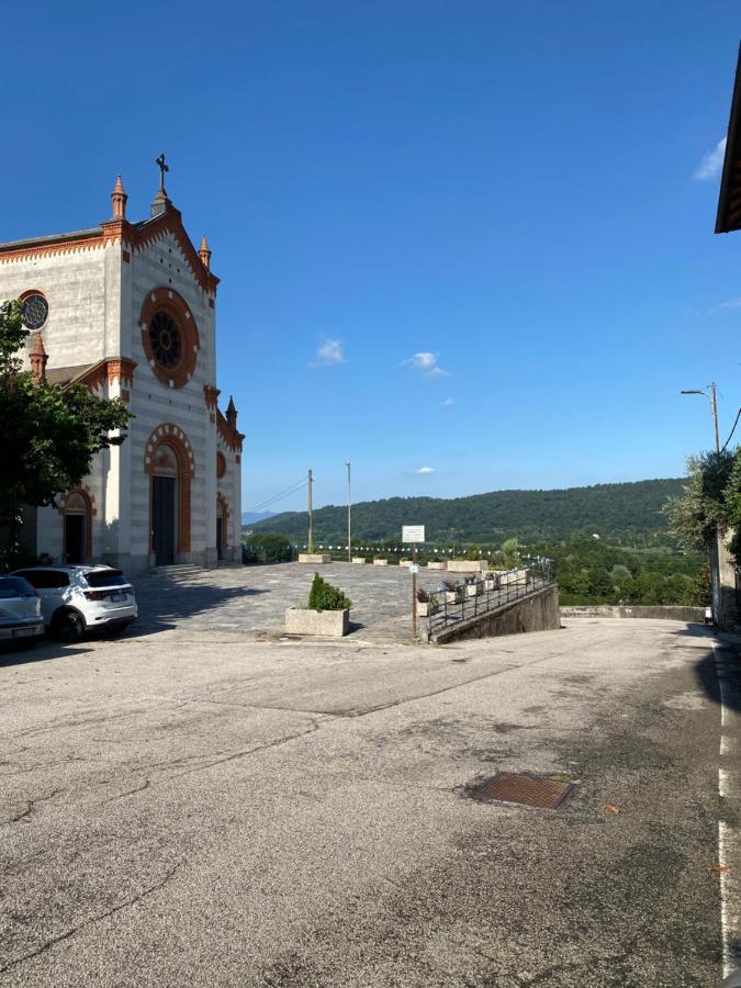 Vicolo Forno Apartamento Mercallo Exterior foto